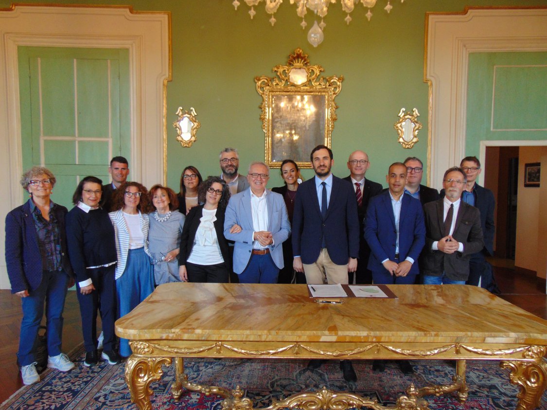 Firma protocollo Intesa Giardino Alzheimer