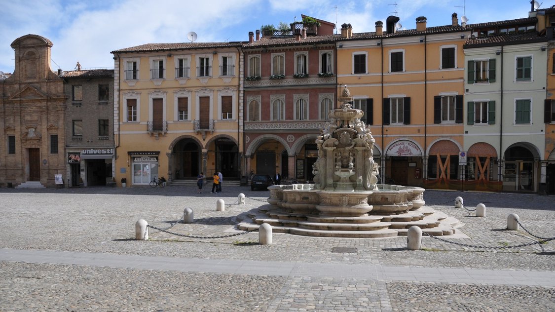 Piazza del Popolo-Cesena